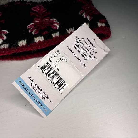 Newari Nepal Icelandic Designs Wool Beanie Hat Cap Toque Winter Women's OS NWT - Picture 4 of 9